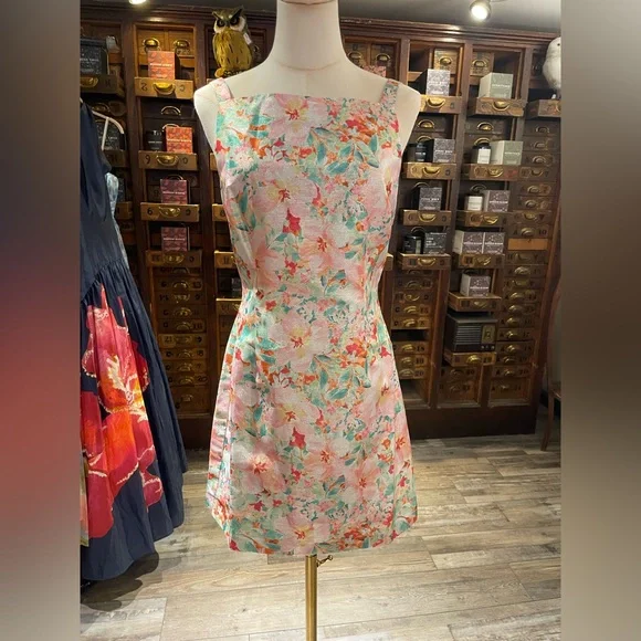 NWT Hutch Arlie Dress in Multi Azalea Garden Shimmer Jacquard Size Small